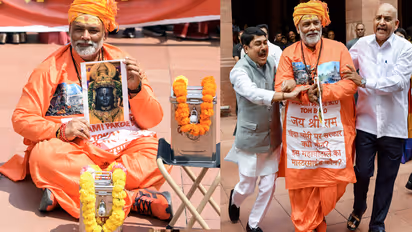pappu yadav bhagwa chola