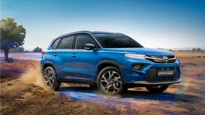  Toyota Urban Cruiser Hyryder 