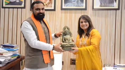 bhojpuri actress pakhi hegde 