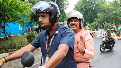 cm mohan yadav bike ride