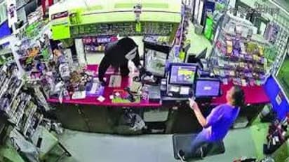 US Store Robbery Attempt 