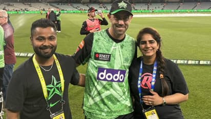 Indian-fan-proposes-girlfriend-during-Big-bash-league-match
