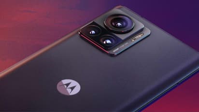Motorola moto x40 
