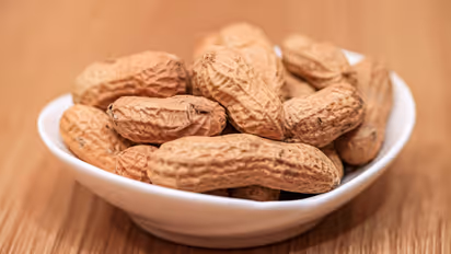 Peanuts Health Benefits