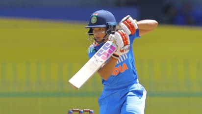 Harmanpreet kaur Score Fifty against New Zealand