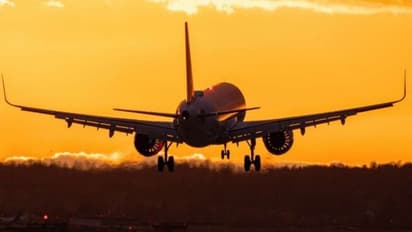 Delhi Airport Runway Closure 2025