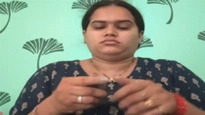 Ujjain woman live suicide