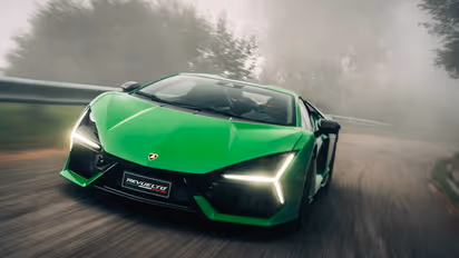 Lamborghini Revuelto, Lamborghini Revuelto SV, Lamborghini Revuelto Super Veloce, Lamborghini Revuelto SV launch, Lamborghini Revuelto, Lamborghini Supercar, Lamborghini V12, 1065 HP Lamborghini, Lamborghini SV, Lamborghini Revuelto performance, Lamborghini hybrid supercar, V12 hybrid, Supercar News, Luxury Cars, Performance Cars, Track Cars, ലംബോർഗിനി റെവൽറ്റോ എസ്വി, ലംബോർഗിനി റെവൽറ്റോ, ലംബോർഗിനി, സൂപ്പർകാർ, V12 സൂപ്പർകാർ, 1065 എച്ച്പി, ഹൈബ്രിഡ് സൂപ്പർകാർ, ആഡംബര കാറുകൾ, കാർ വാർത്ത, ഓട്ടോമൊബൈൽ വാർത്ത