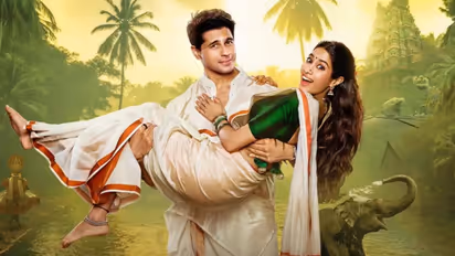 sidharth malhotra vs janhvi kapoor stars net worth and educational qualification