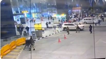 CISF Stops Knife Attack at Bengaluru Airport 