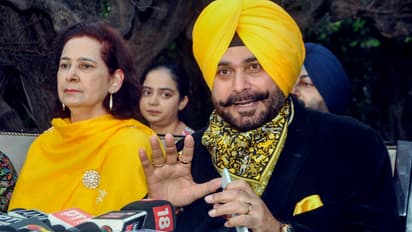 Navjot Kaur Sidhu suspension