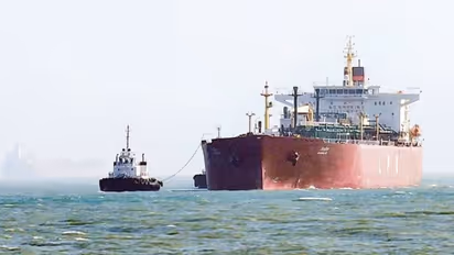 india lpg tanker green sanvvi hormuz strait crisis indian ships stuck oil supply route war update
