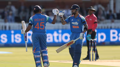 Virat-Kohli-Rohit-Sharma