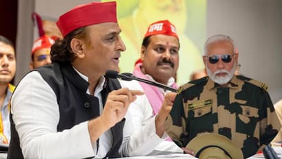 Akhilesh Yadav Narendra Modi