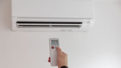 Calculate 1 ton AC power cost in rupees