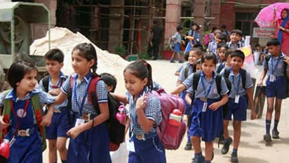 Karnataka bans use of school students in events(Rep)