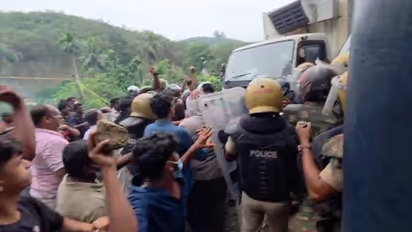 Thamarasery fresh cut clash