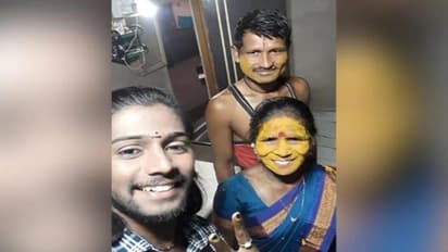 महाराष्ट्र के कोल्हापुर में एक बेटे ने कुछ ऐसा कर दिखाया कि हर कोई उसकी तारीफ कर रहा है।