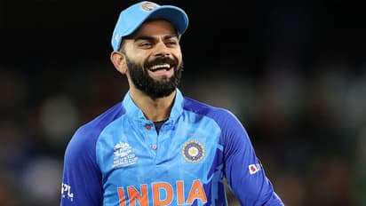 Virat-Kohli-dances-on-one-two-ka-four