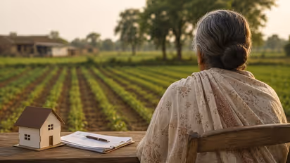 Latur Old Lady