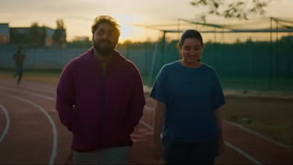 Odum Kuthira Chadum Kuthira