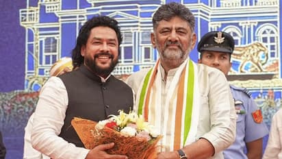 dk shivakumar and B Nagendra