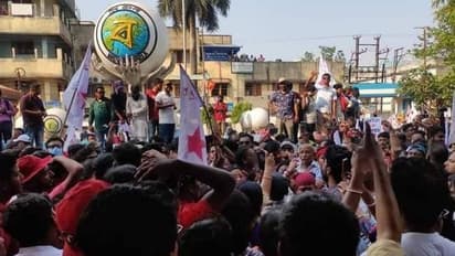 Barasat chaos by sfi dyfi rally 