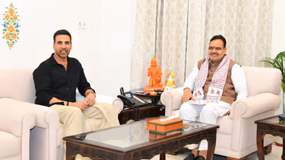 Bhajanlal Sharma with actor Akshay Kumar 