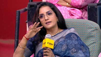 Ammu Ramachandran Neeya Naana Show Dog program