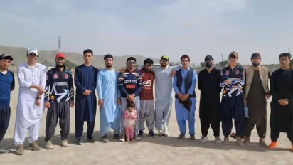 Afghanistan cricketers Sibghatullah, Haroon, Kabeer Agha along with other cricketers.