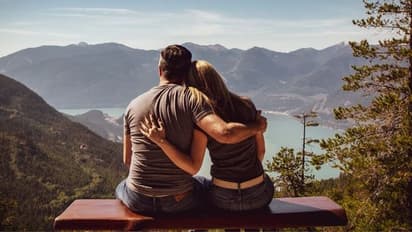 5 countries two travel for lovers