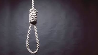 Death by hanging