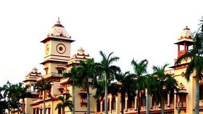 BHU: Police slaps notices against 13 students, security guards; Demands response within 3 days