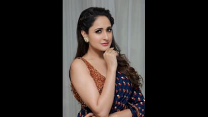 ప్రగ్యా జెస్వాల్ లేటెస్ట్ గ్యాలరీ