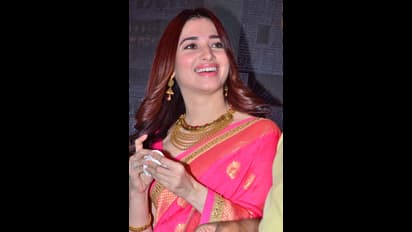 ప్రముఖ షాపింగ్ మాల్ లో "జో రివా కలెక్షన్స్" లాంచ్ చేసిన తమన్నా