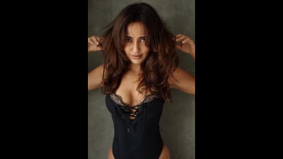 నేహా శర్మ హాట్ గ్యాలరీ