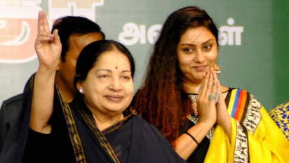 യഥാര്‍ത്ഥ രാഷ്ട്രീയക്കാരിയാണ് ഇനി നമിത..!