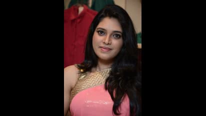 സംവിധായകനെതിരെ പരാതിയുമായി മലയാളി നടി ഇഷാര