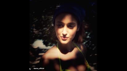 ബിക്കിനിയില്‍ ഇലിയാന