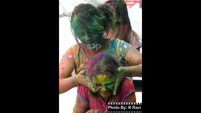 ರಾಜಧಾನಿಯಲ್ಲಿ ಹೋಳಿ ಹಬ್ಬದ ಸಂಭ್ರಮ