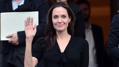 കൊവിഡ്: പാവപ്പെട്ട കുട്ടികളുടെ വിശപ്പകറ്റാന് ഏഴരക്കോടി രൂപ നല്കി ആഞ്ജലീന ജോളി