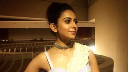 സിമ അവാര്‍ഡ് ദാന ചടങ്ങിന് എത്തിയ താരങ്ങള്‍