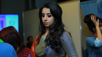 Stunning! Celebs set ramp on fire at Kerala Fashion League