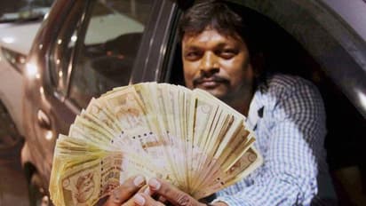 PICS: Panic, confusion, chaos across cities after ₹500,1000 ban