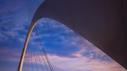 Dubai’s Canal bridge will make you go WOW!