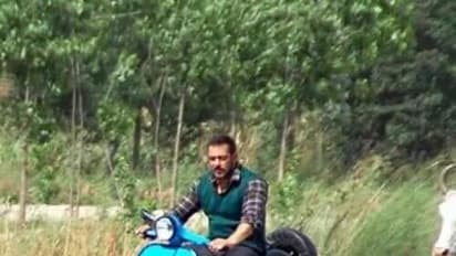 Watch Bollywood connection of Bajaj Chetak as it is making a grand comeback