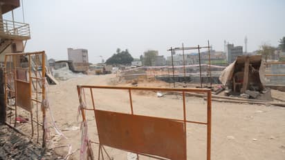 ಬೆಳಗಾವಿ: ಸ್ಮಾರ್ಟ್ಸಿಟಿ ಕಾಮಗಾರಿ, ಎಚ್ಚರ ತಪ್ಪಿದರೆ ಅಪಾಯ ಗ್ಯಾರಂಟಿ