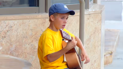 20 Photos to Justify Your Bieber Fever