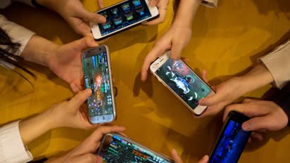 ఇండియాలో ఎక్కువగా అలాంటి యాప్స్ డౌన్‌లోడ్  చేసుకుంటున్నారు.. అవేంటో మీకు తెలుసా‌...?