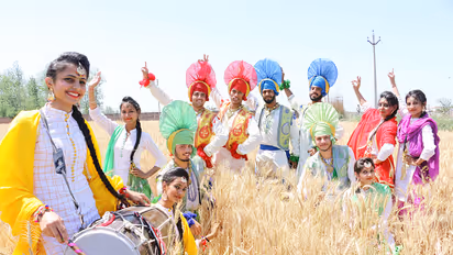 Baisakhi 2022: Know the date, significance and food to celebrate the festival 